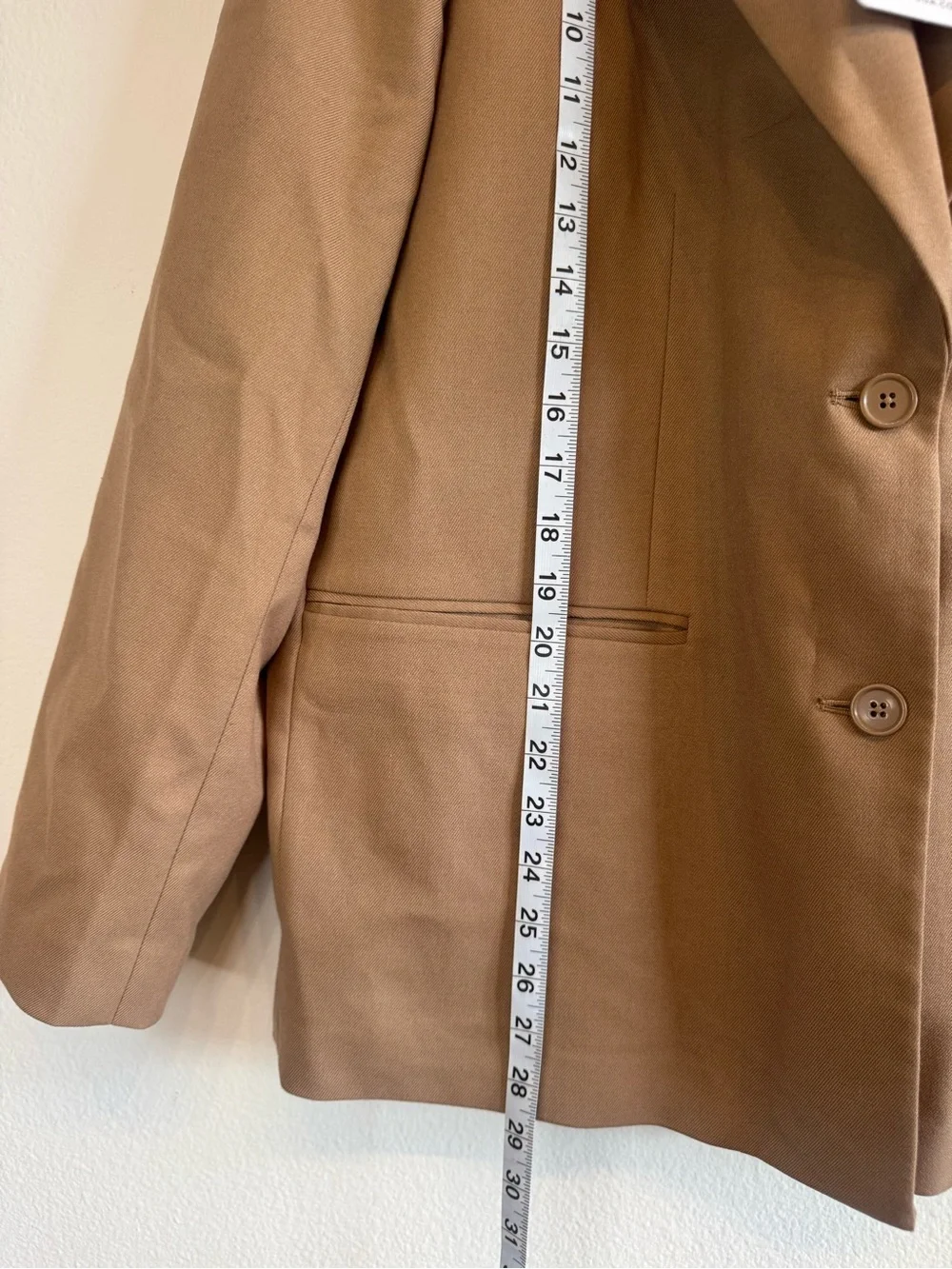 ALO Yoga First Class Blazer Toasted Almond